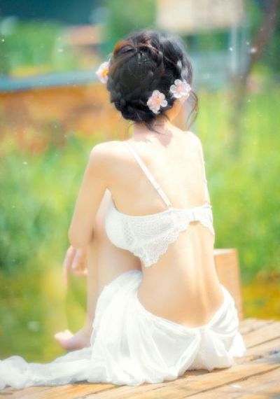 w-两个世界