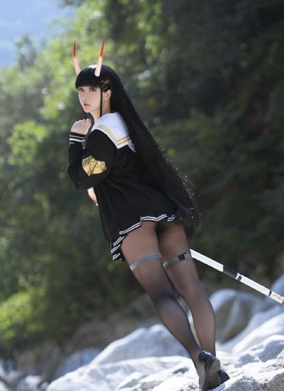 年轻女教师2在线播放