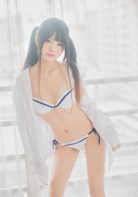 李采覃